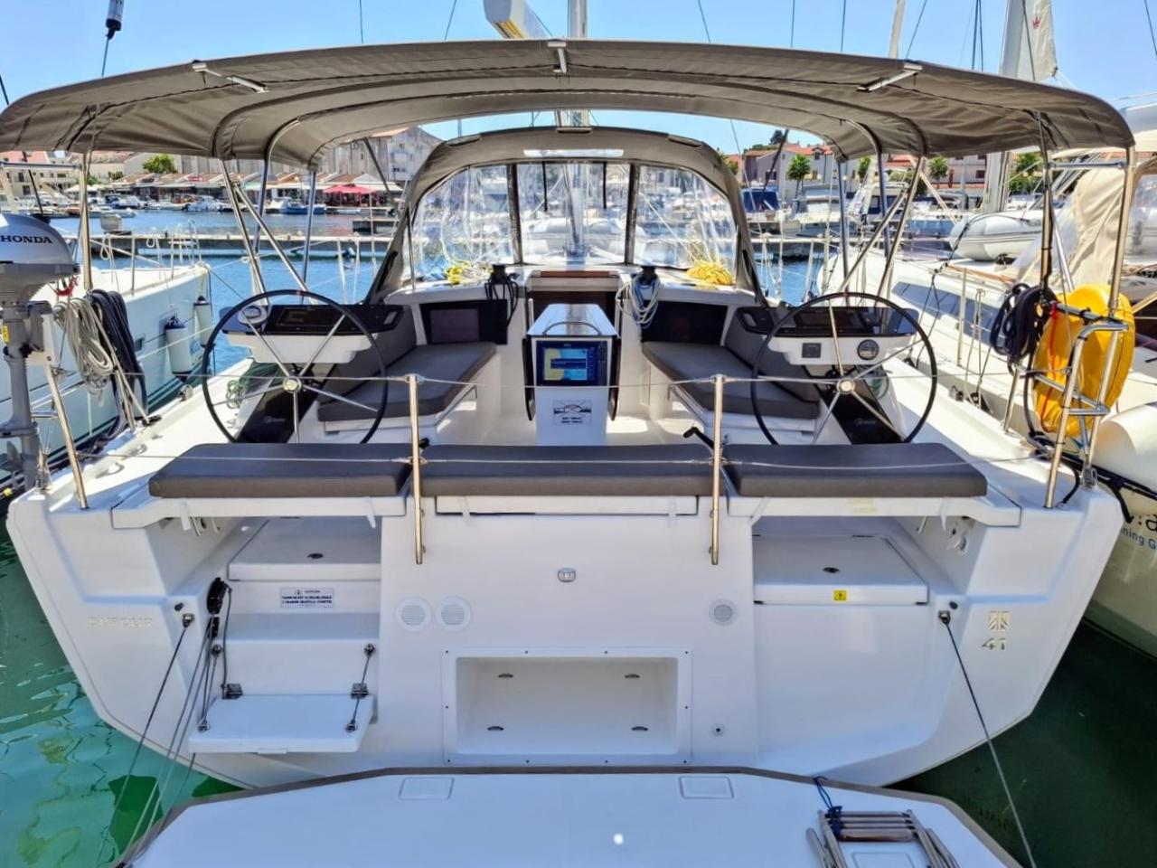Noleggio Dufour 41 - 3 cab. "Reel Love" a Vodice | Nautilus - Slika 4