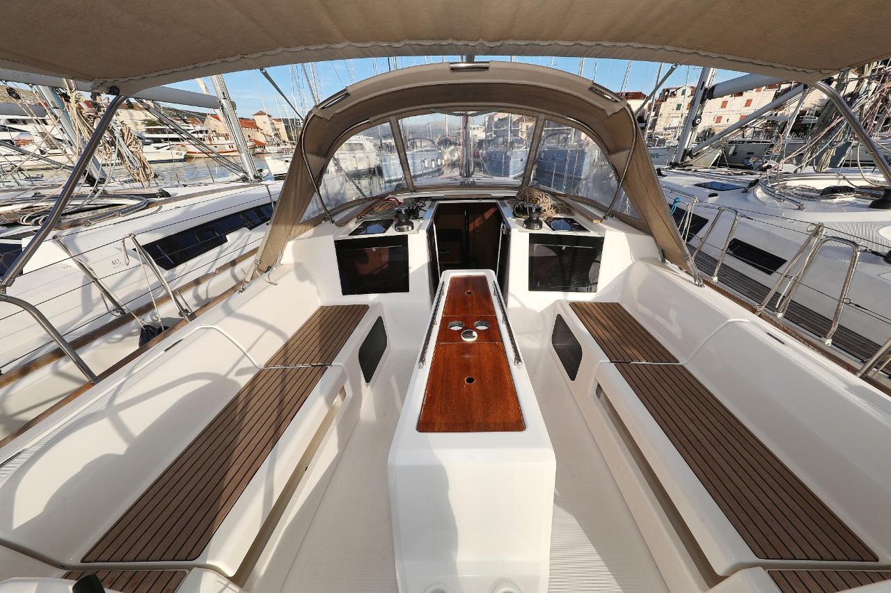 Noleggio Dufour 412 GL "Belle Epoque" a Trogir | Nautilus - Slika 4