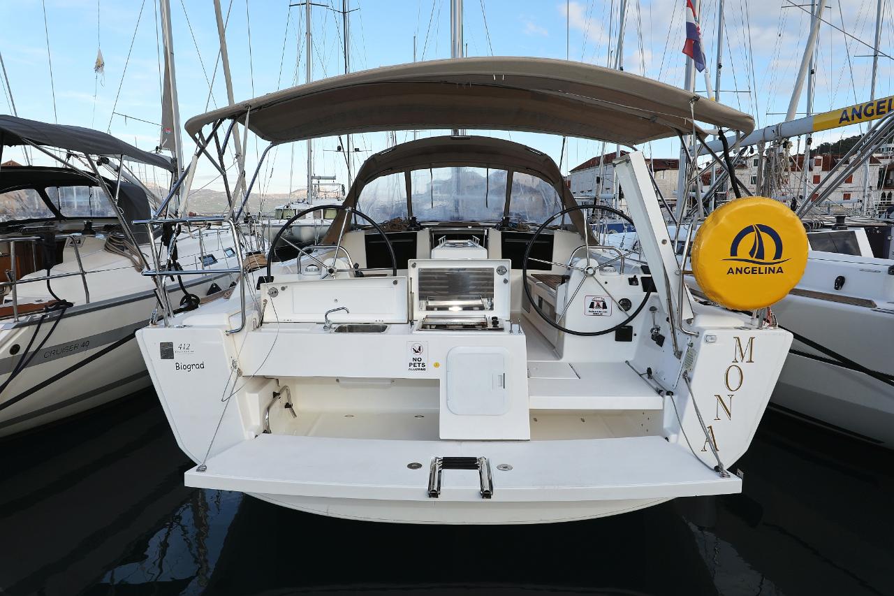 Najam Dufour 412 GL "Mona" u destinaciji Trogir | Nautilus - Slika 3