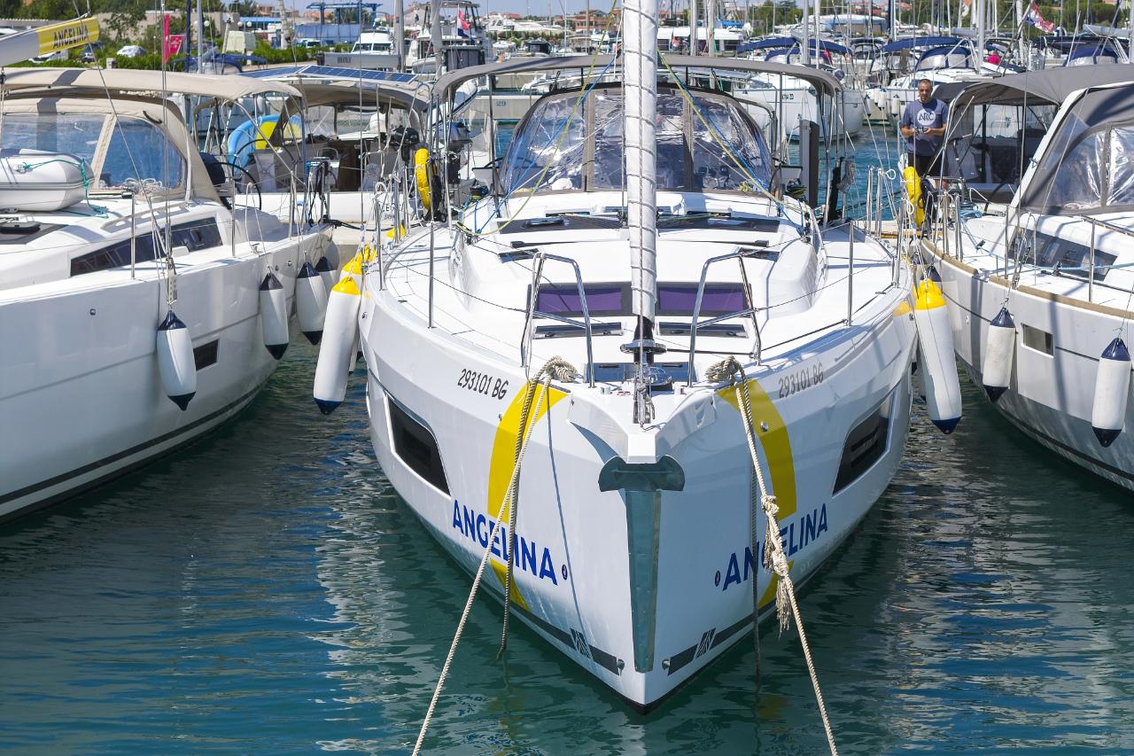 Noleggio Dufour 44 - 4 cab "Jazz" a Primošten | Nautilus - Slika 3
