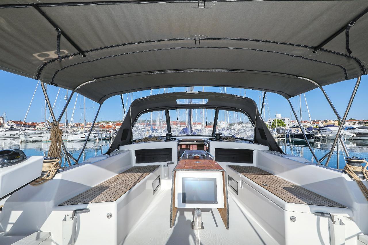 Noleggio Dufour 470 - 3 cab. "Amber" a Trogir | Nautilus - Slika 4