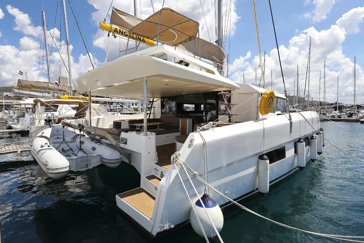 Najam Dufour 48 Catamaran - 5 + 1 cab. "Be Mine" u destinaciji Rogoznica | Nautilus - Slika 3