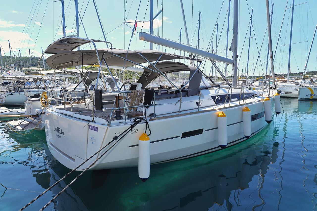 Noleggio Dufour 520 GL "Lateja" a Trogir | Nautilus - Slika 4
