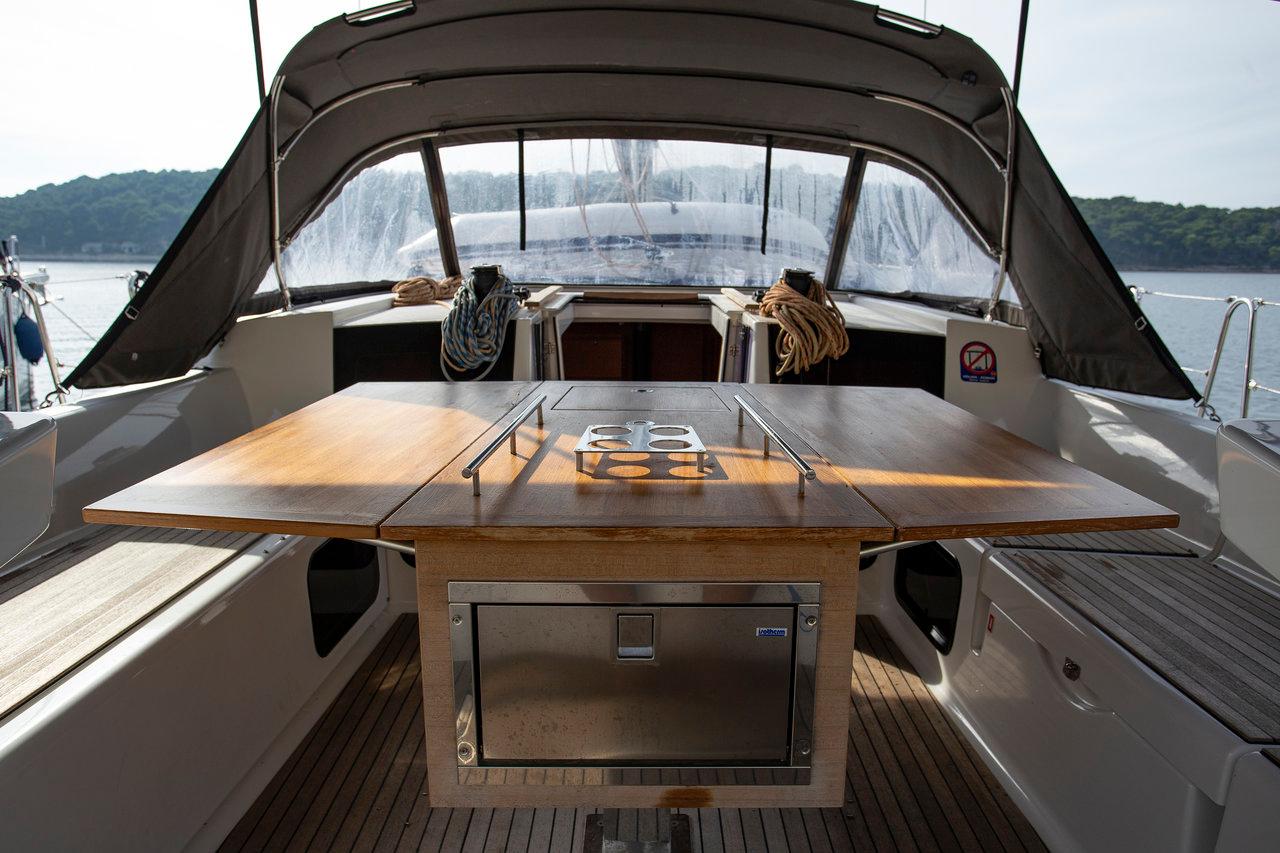 Noleggio Dufour 520 GL "Nerthag" a Pula | Nautilus - Slika 3