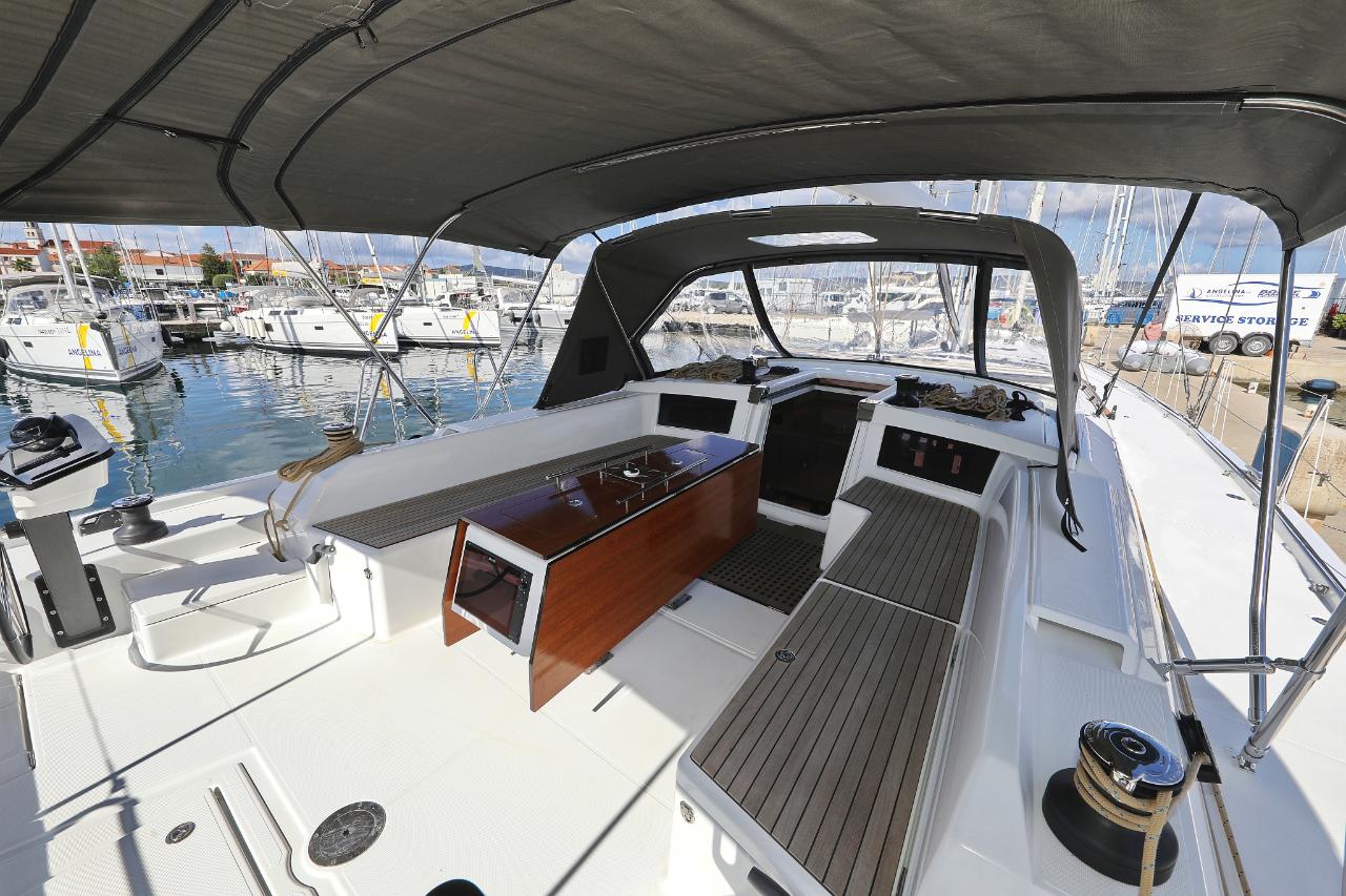 Charter Dufour 530 - 5 + 1 cab. "Blue Therapy" in Biograd na Moru | Nautilus - Slika 4