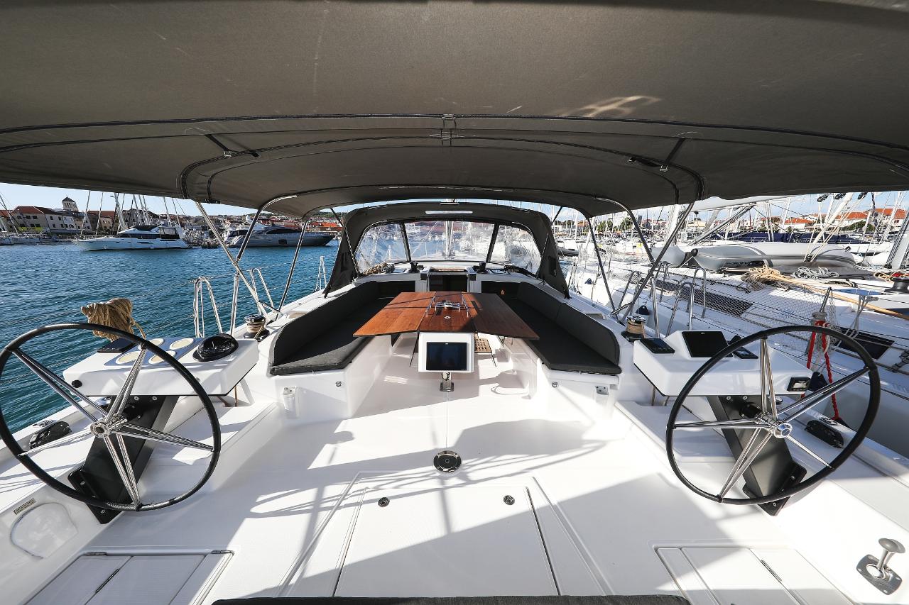 Noleggio Dufour 530 - 6 cab. "Kasper" a Vodice | Nautilus - Slika 4
