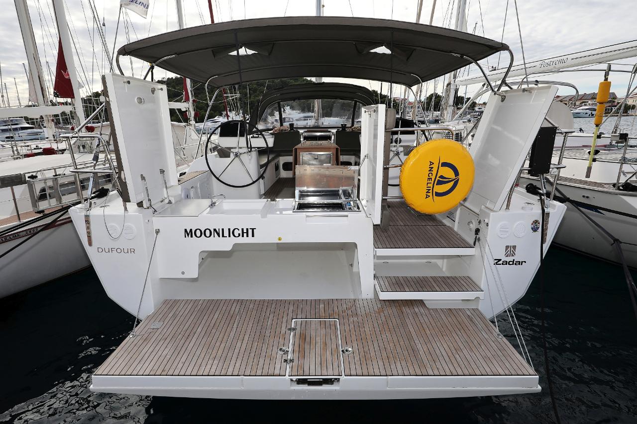 Noleggio Dufour 56 Exclusive - 5 + 1 cab. "Moonlight" a Trogir | Nautilus - Slika 3