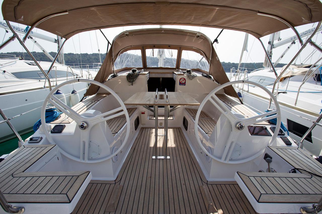 Noleggio Elan Impression 35 "Essi" a Mali Lošinj | Nautilus - Slika 4