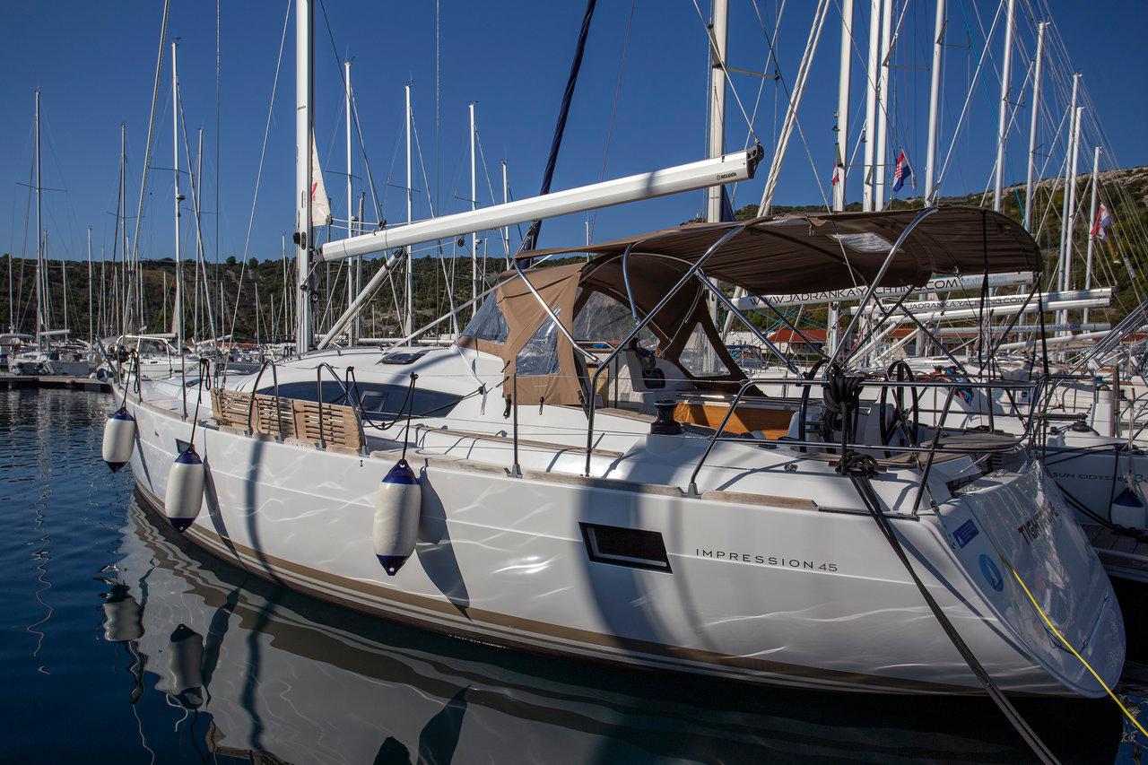 Najam Elan Impression 45 "Tightrope" u destinaciji Pula | Nautilus - Slika 4