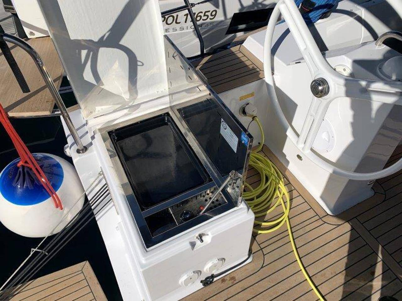 Noleggio Elan Impression 45.1 "Lena" a Pula | Nautilus - Slika 4
