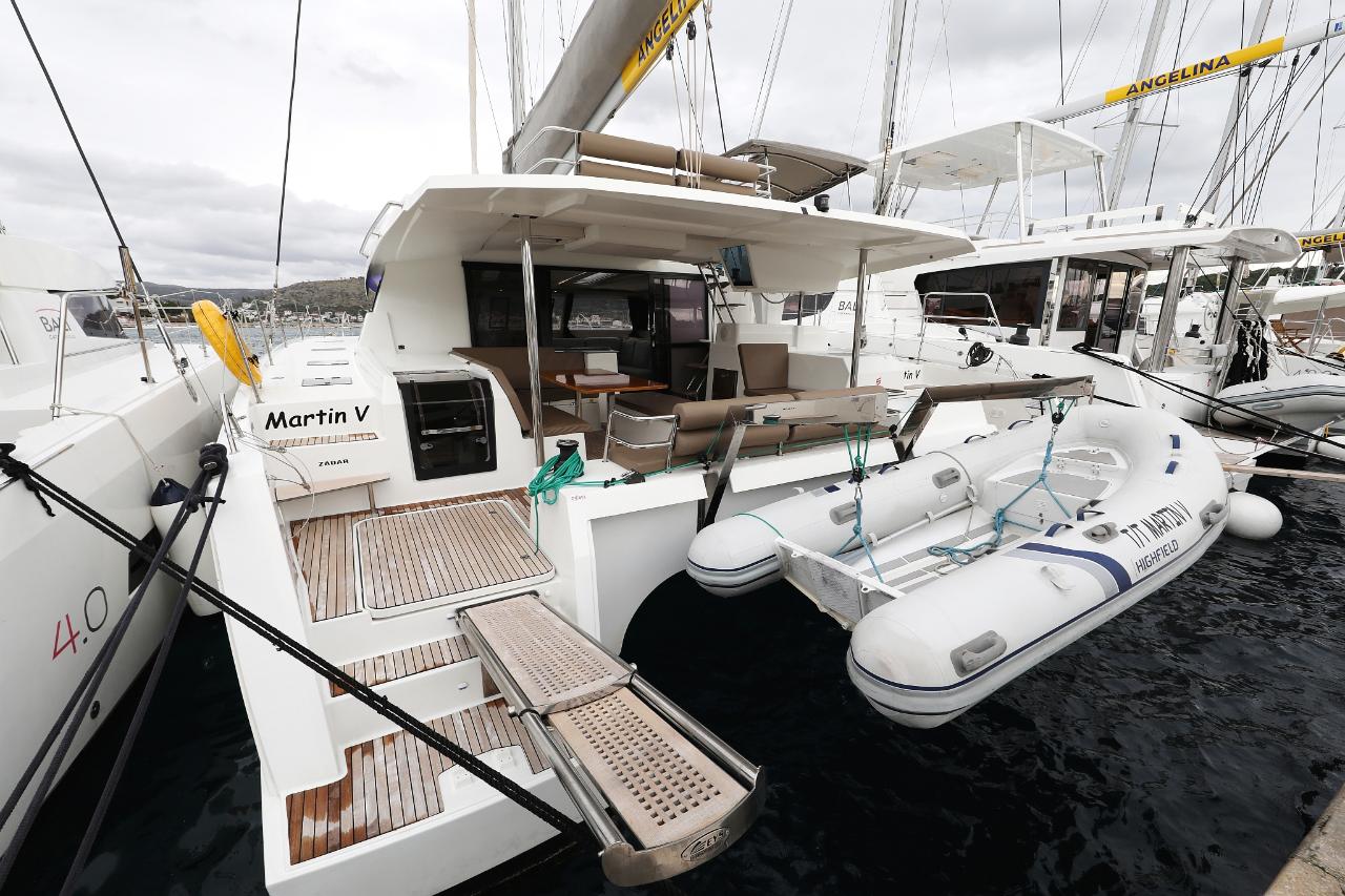 Najam Fountaine Pajot Saona 47 Quintet - 5 + 1 cab. "Martin V" u destinaciji Rogoznica | Nautilus - Slika 3