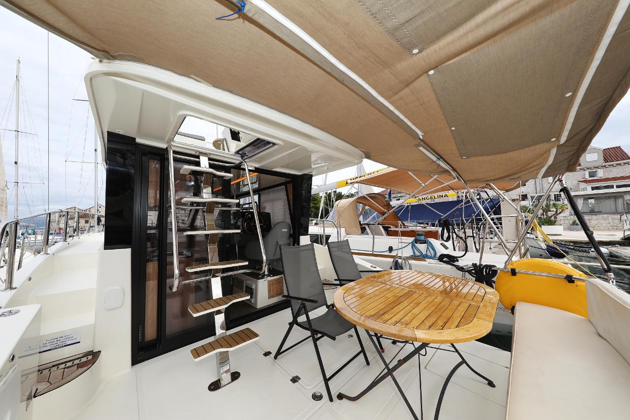 Najam Futura 40 Grand Horizon "Running Gag I" u destinaciji Trogir | Nautilus - Slika 4