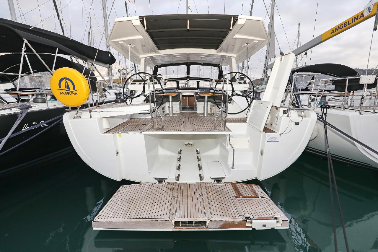 Charter Hanse 588 - 5 + 1 cab. "Jasmine" in Trogir | Nautilus - Slika 3