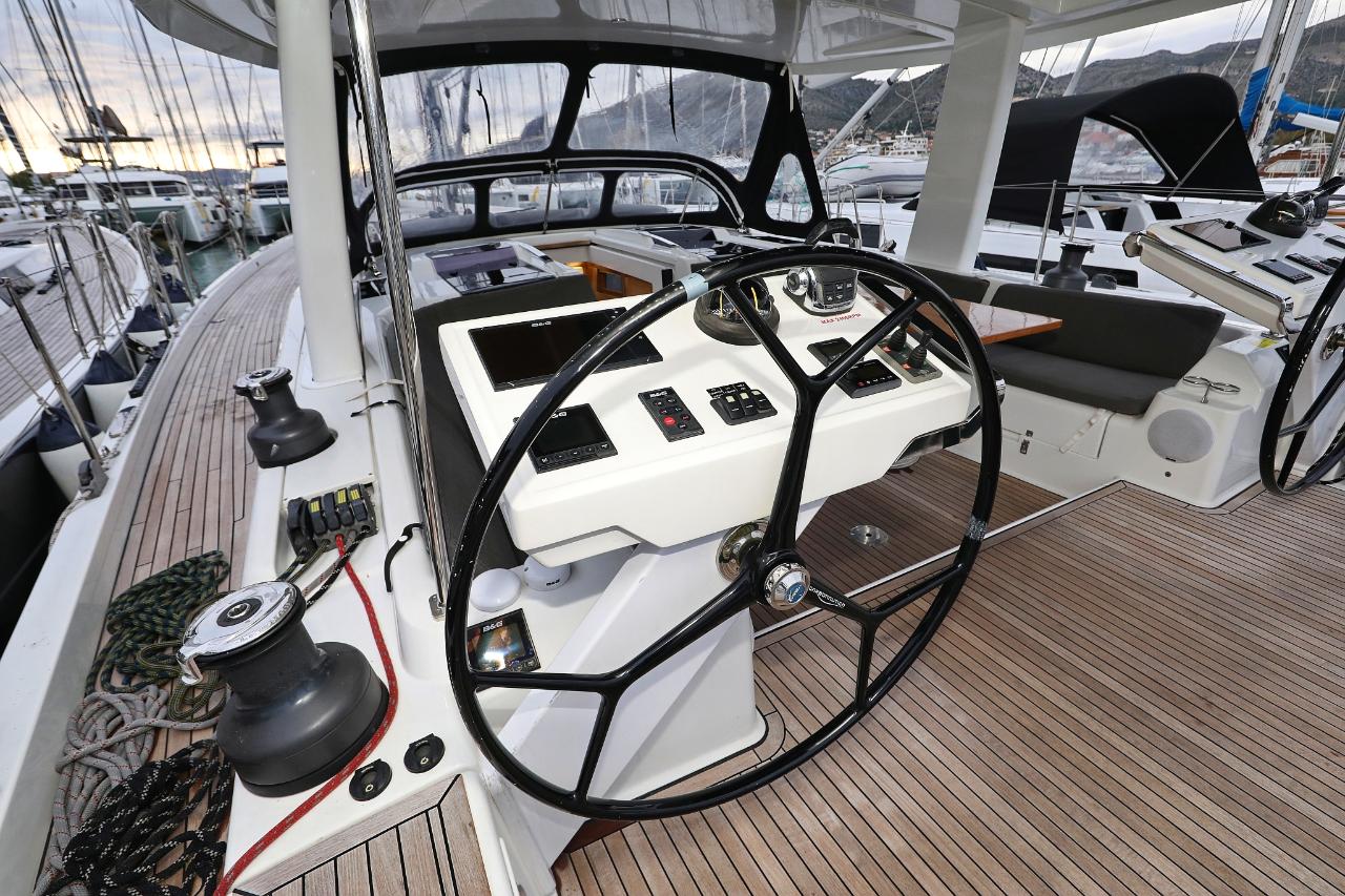 Charter Hanse 588 - 5 + 1 cab. "Jasmine" in Trogir | Nautilus - Slika 4