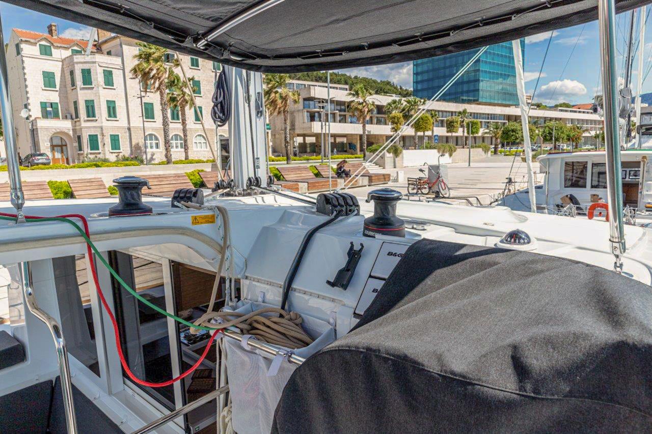Najam Lagoon 40 - 4 + 2 cab "Sailor Moon" u destinaciji Dubrovnik | Nautilus - Slika 4