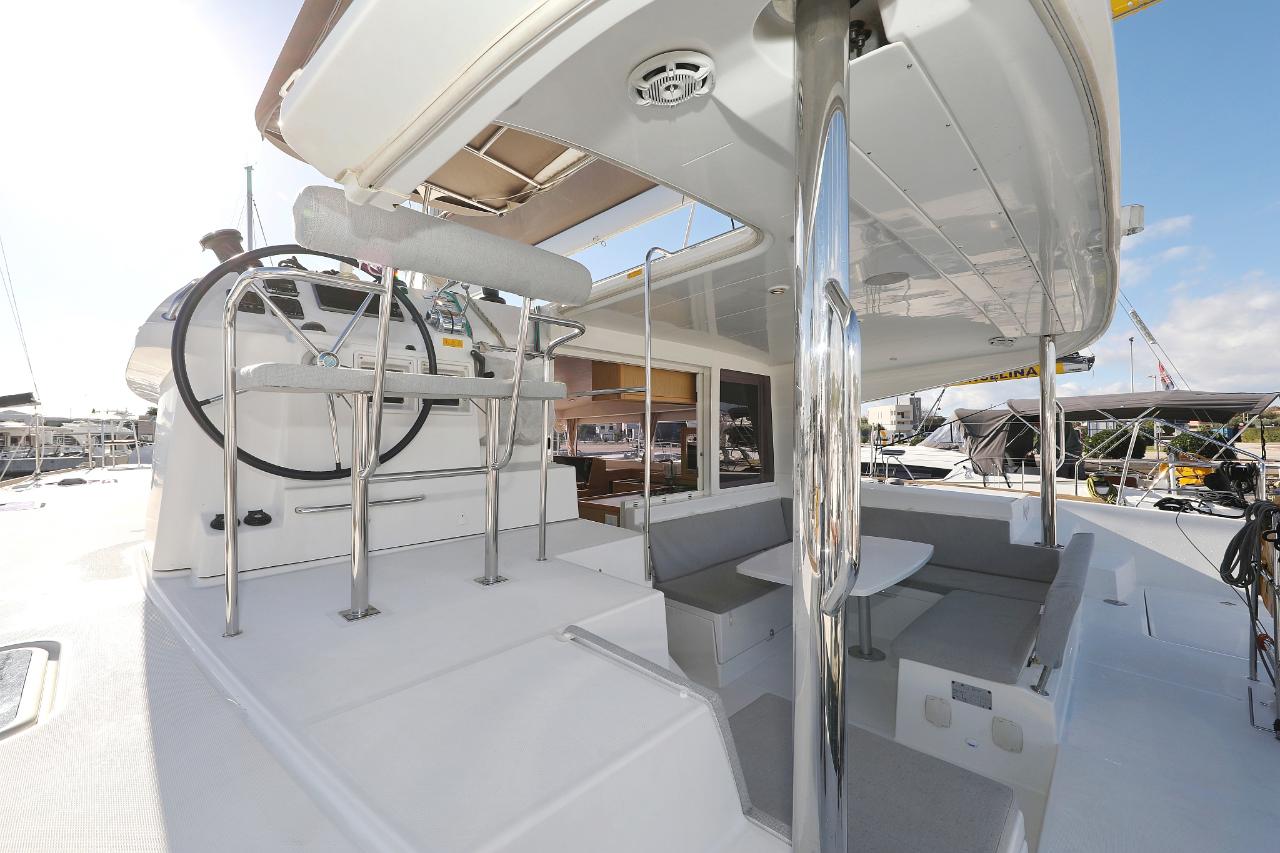 Najam Lagoon 400 S2 - 4 + 2 cab. "Maja V" u destinaciji Sveti Filip i Jakov | Nautilus - Slika 4