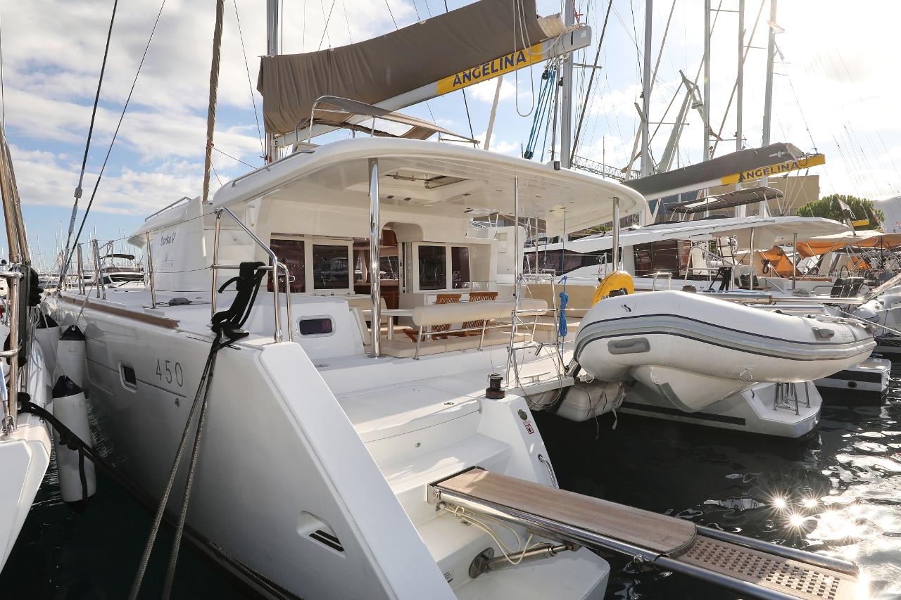 Charter Lagoon 450 - 4 + 2 cab. "Dorka V" in Vodice | Nautilus - Slika 3