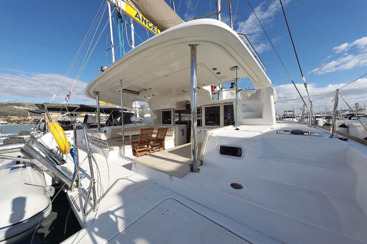 Charter Lagoon 450 - 4 + 2 cab. "Simply The Best" in Trogir | Nautilus - Slika 4