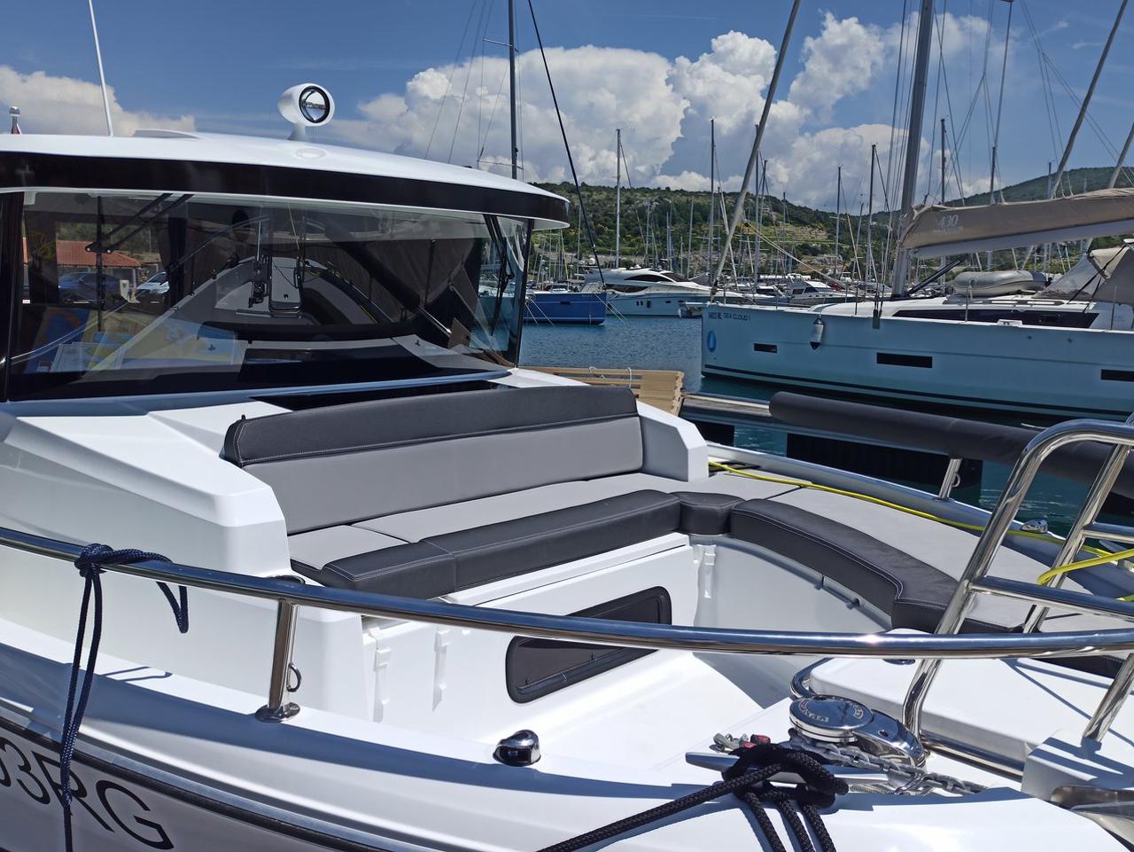 Najam Merry Fisher 895 Sport Offshore "Surprise" u destinaciji Punat | Nautilus - Slika 4