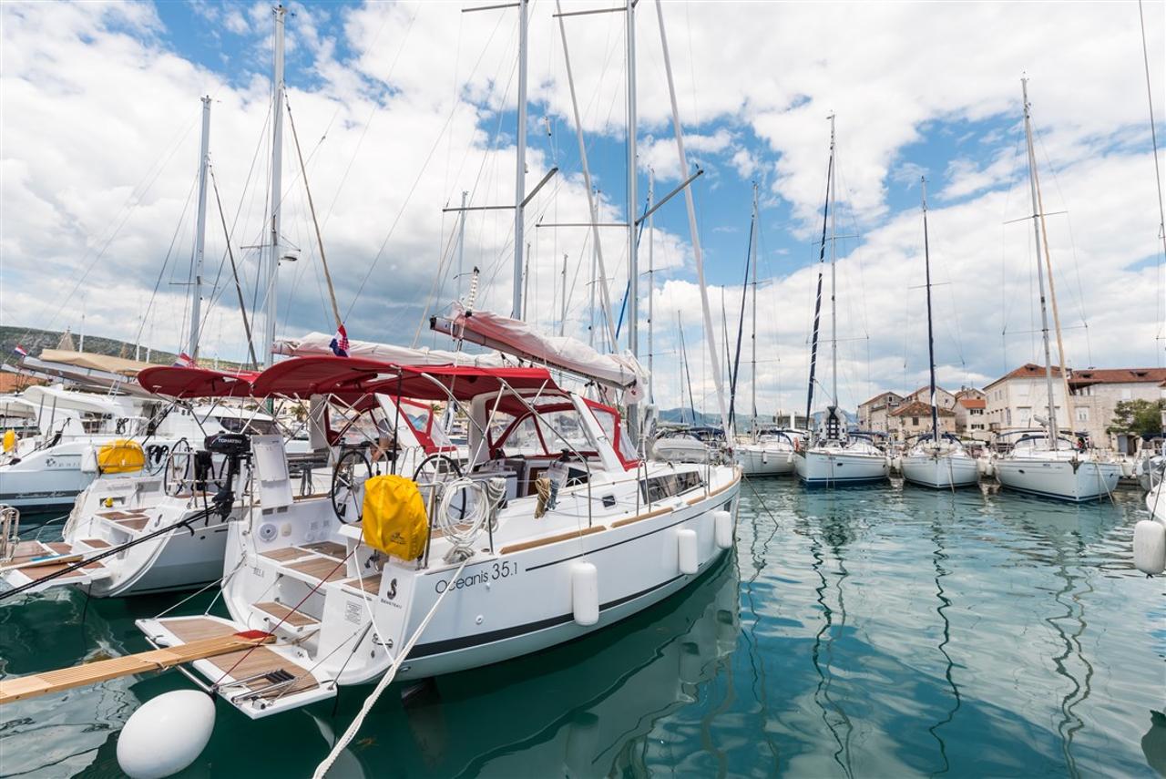 Najam Oceanis 35.1 "Bela" u destinaciji Split | Nautilus - Slika 3
