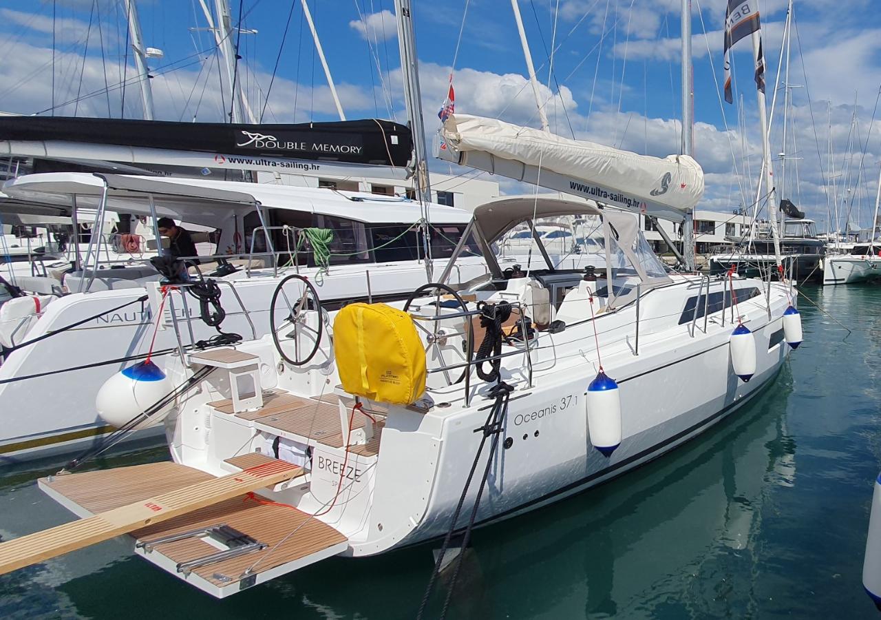 Noleggio Oceanis 37.1 "Breeze" a Split | Nautilus - Slika 4