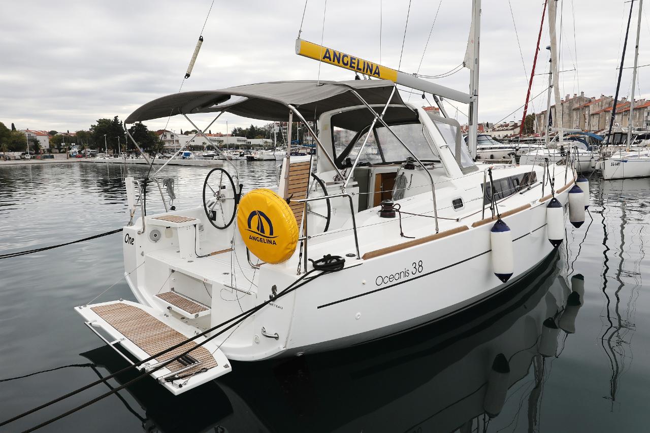 Noleggio Oceanis 38 - 3 cab. "One" a Biograd na Moru | Nautilus - Slika 4