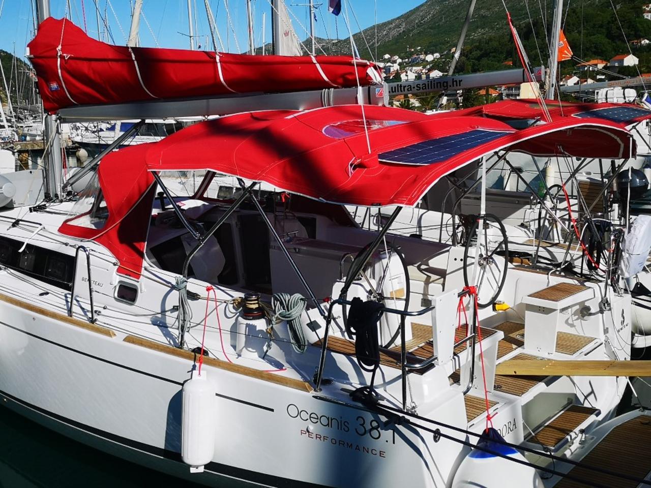 Najam Oceanis 38.1 "Teodora" u destinaciji Dubrovnik | Nautilus - Slika 3