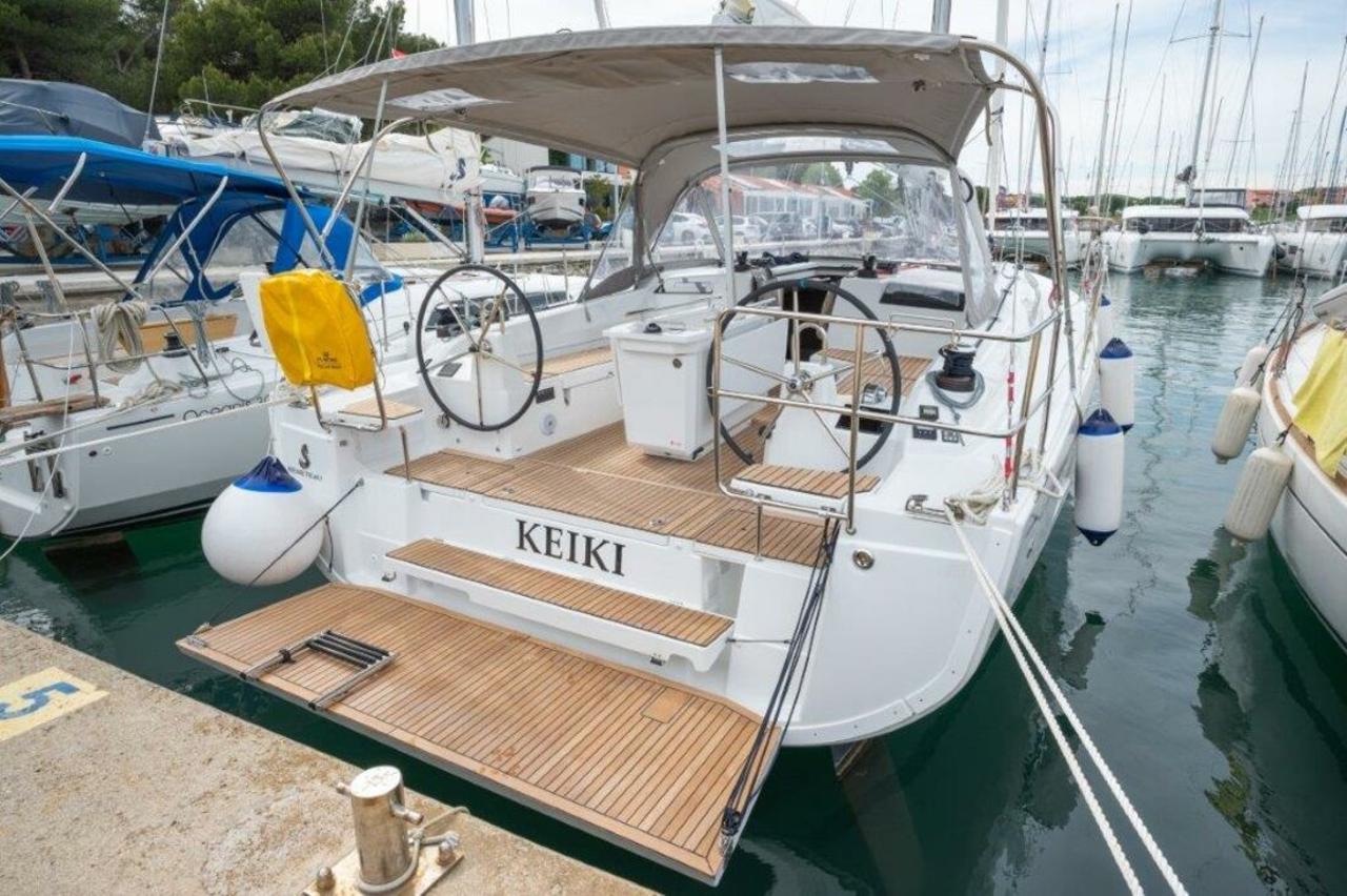 Najam Oceanis 40.1 - 3 cab. "Keiki" u destinaciji Medulin | Nautilus - Slika 3