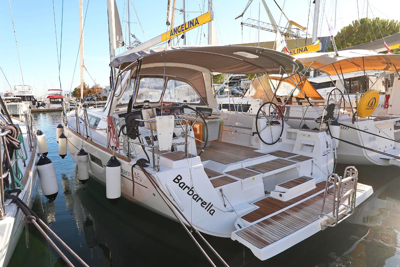Charter Oceanis 45 - 3 cab. "Barbarella" in Trogir | Nautilus - Slika 4