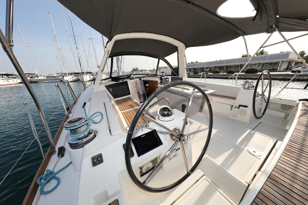 Noleggio Oceanis 45 - 4 cab. "Zephyra" a Sukošan | Nautilus - Slika 4