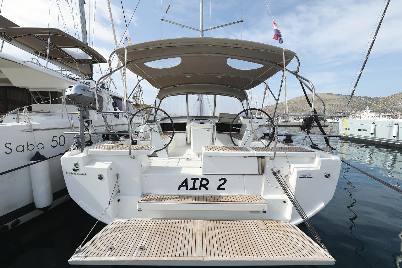 Charter Oceanis 46.1 - 3 cab. "Air 2" in Trogir | Nautilus - Slika 3