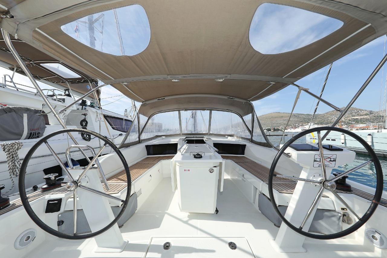 Charter Oceanis 46.1 - 3 cab. "Air 2" in Trogir | Nautilus - Slika 4