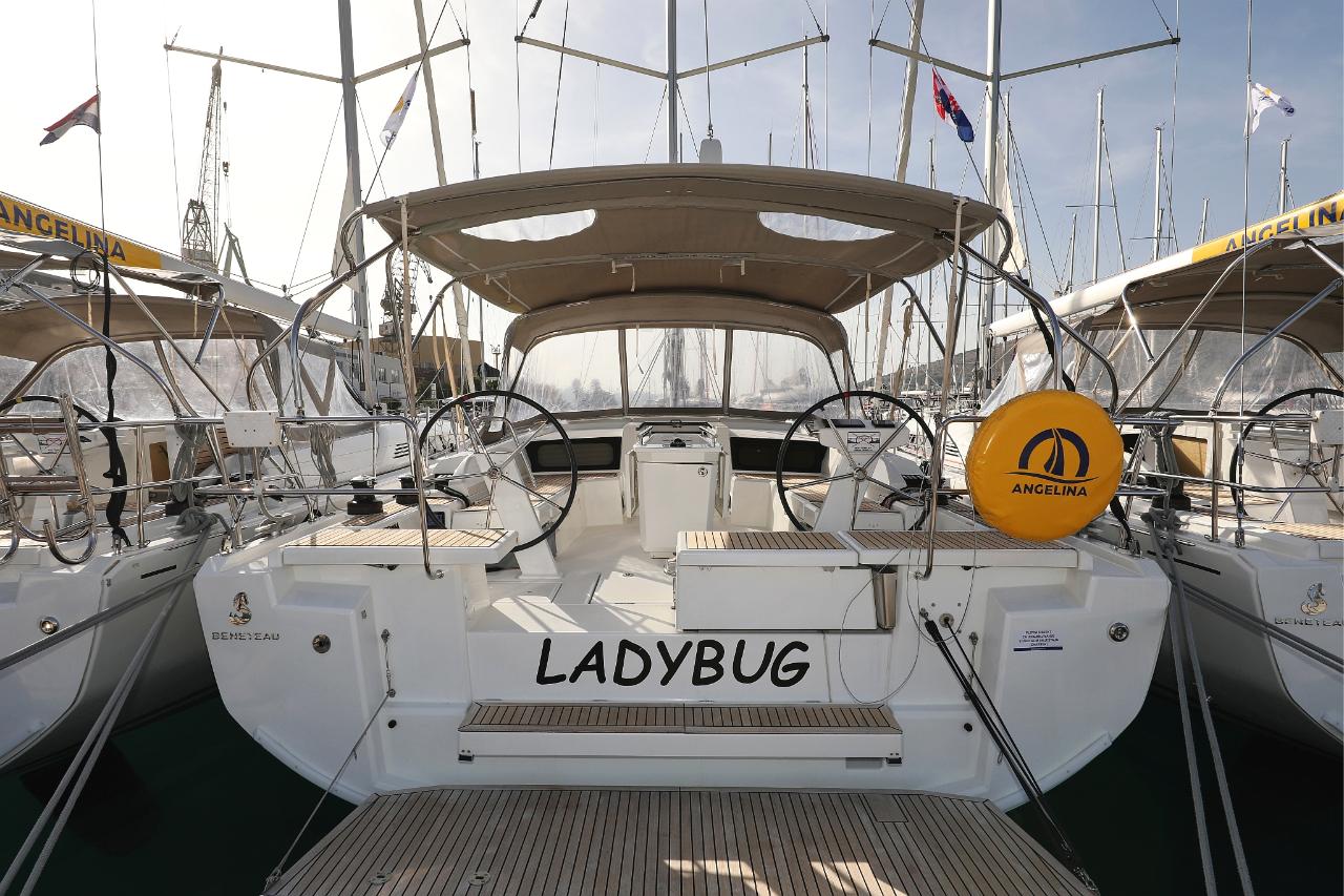 Charter Oceanis 46.1 - 4 cab. "Ladybug" in Trogir | Nautilus - Slika 3