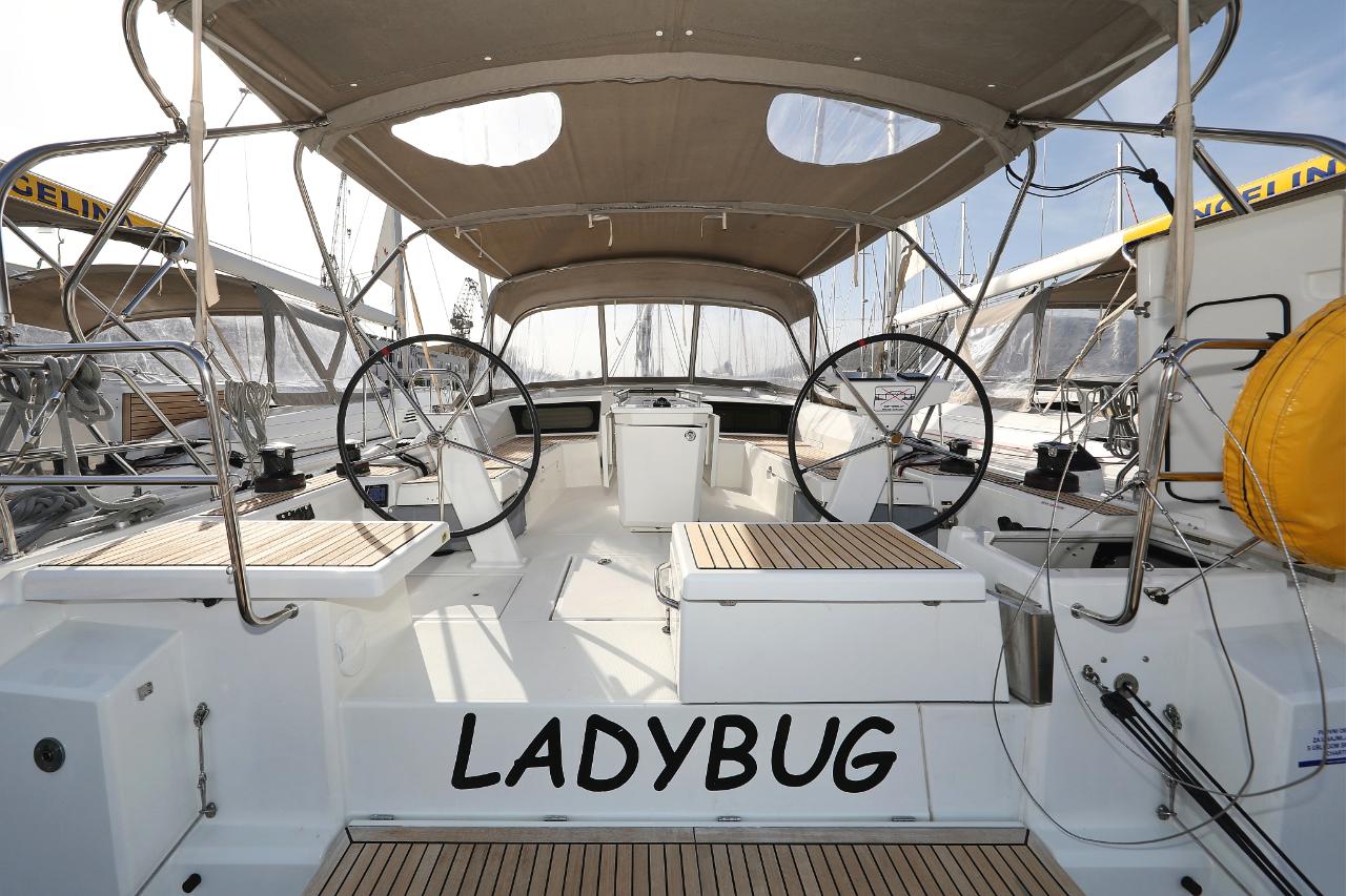 Charter Oceanis 46.1 - 4 cab. "Ladybug" in Trogir | Nautilus - Slika 4