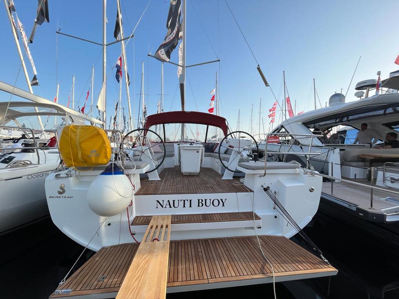 Najam Oceanis 46.1 - 4 cab. "Nauti Buoy" u destinaciji Split | Nautilus - Slika 3