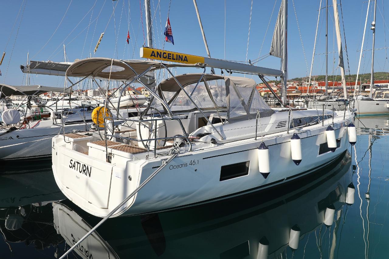 Najam Oceanis 46.1 - 4 cab. "Saturn" u destinaciji Vodice | Nautilus - Slika 3