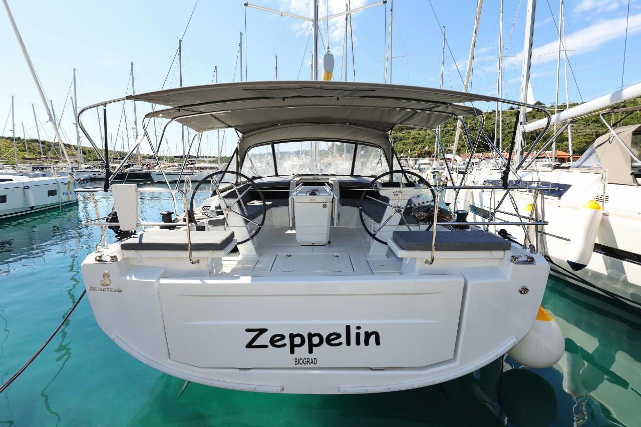 Najam Oceanis 46.1 - 4 cab. "Zeppelin" u destinaciji Primošten | Nautilus - Slika 3