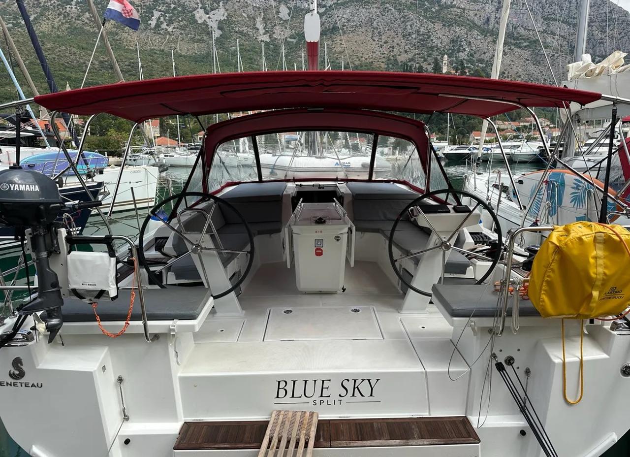 Najam Oceanis 46.1 "Blue sky" u destinaciji Dubrovnik | Nautilus - Slika 4