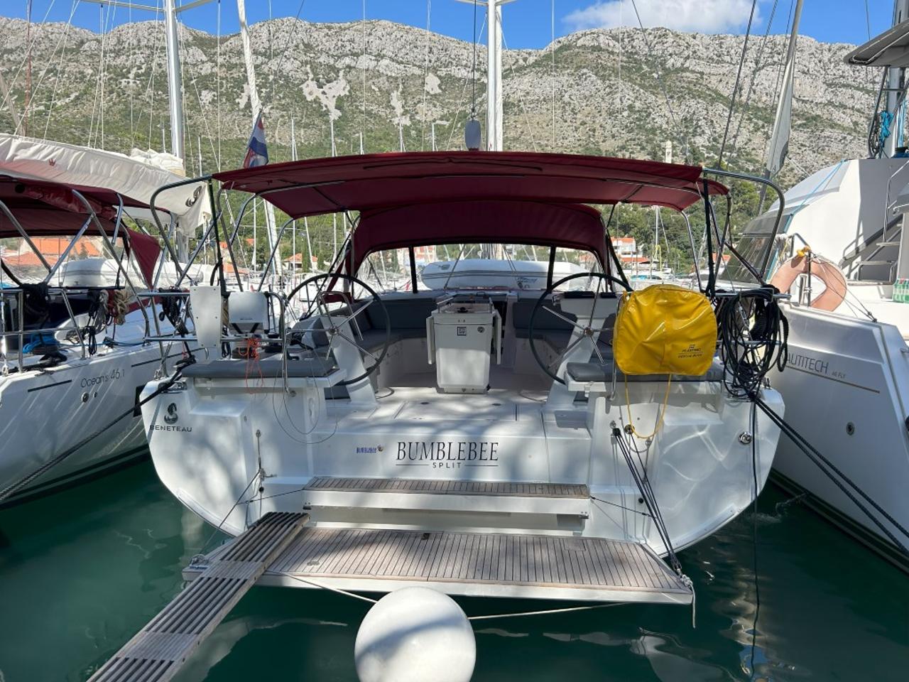 Najam Oceanis 46.1 "Bumblebee" u destinaciji Split | Nautilus - Slika 3