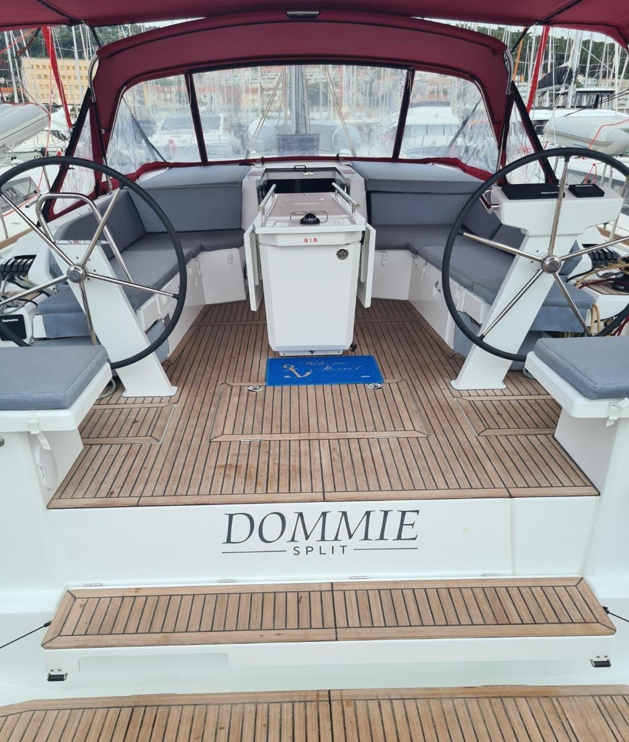 Najam Oceanis 46.1 "Dommie" u destinaciji Split | Nautilus - Slika 4