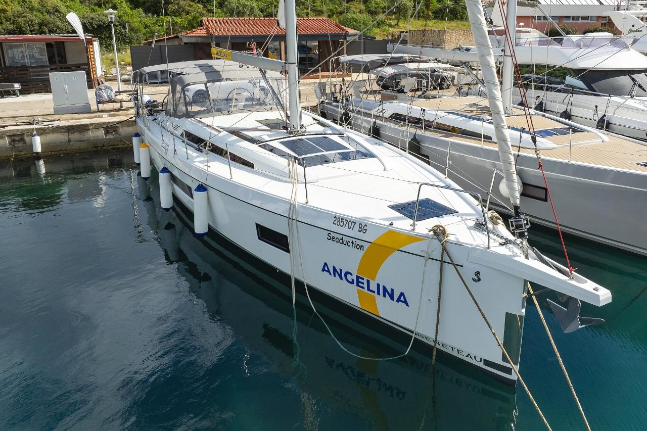 Najam Oceanis 51.1 - 5 + 1 cab. "Seaduction" u destinaciji Trogir | Nautilus - Slika 3