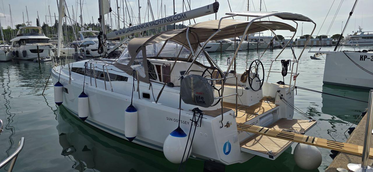 Charter Sun Odyssey 380 - 3 cab. "Princess Marija" in Pula | Nautilus - Slika 4