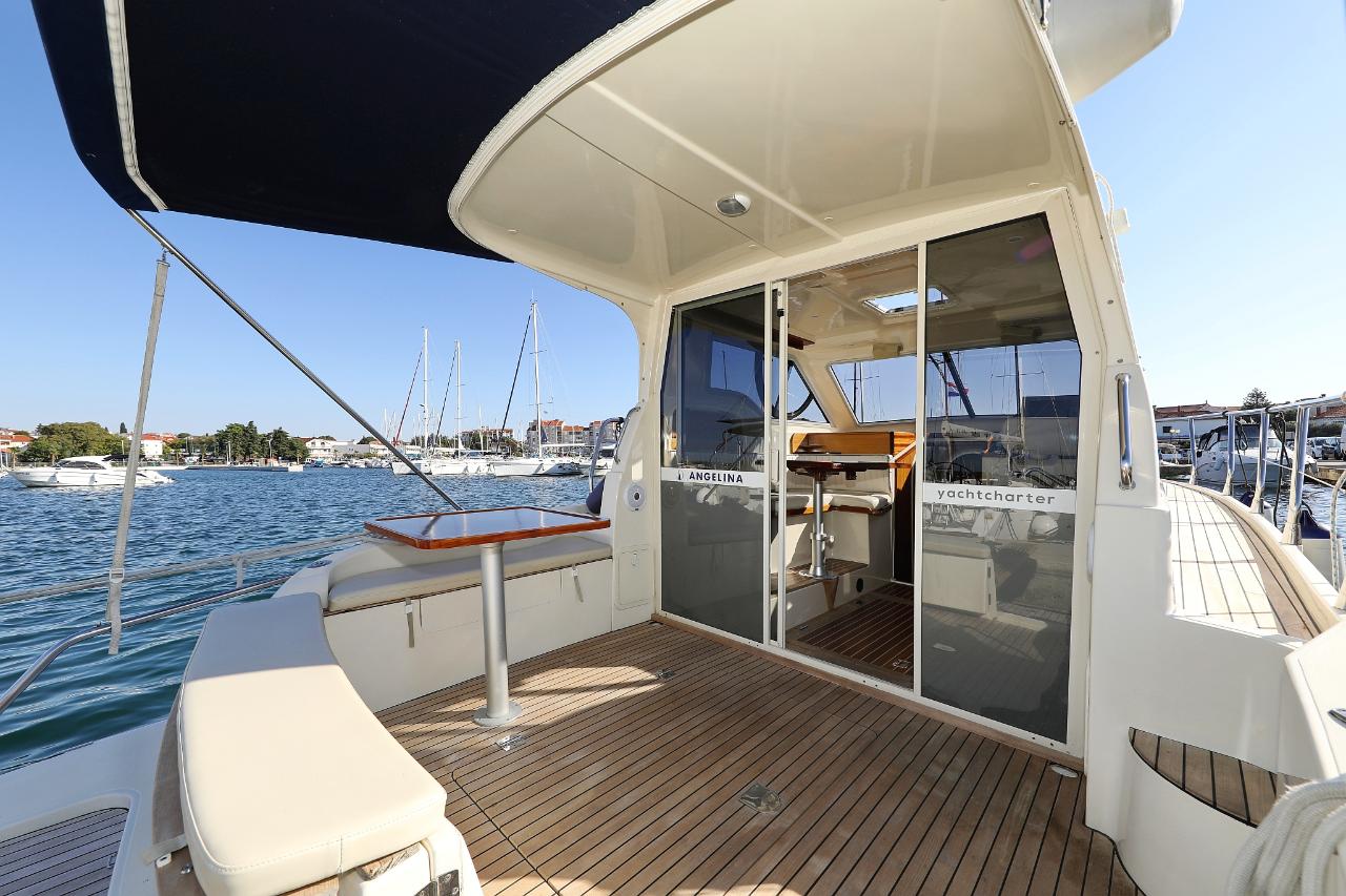 Charter Vektor 950 "Dugi II" in Biograd na Moru | Nautilus - Slika 4