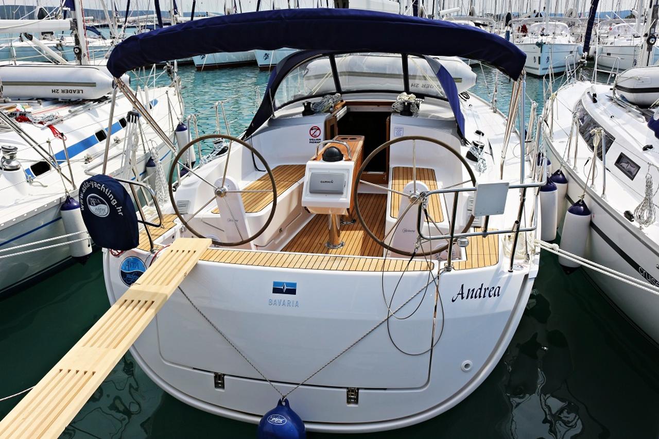 Najam Bavaria Cruiser 37 - 3 cab. "Andrea" u destinaciji Sukošan | Nautilus - Slika 3