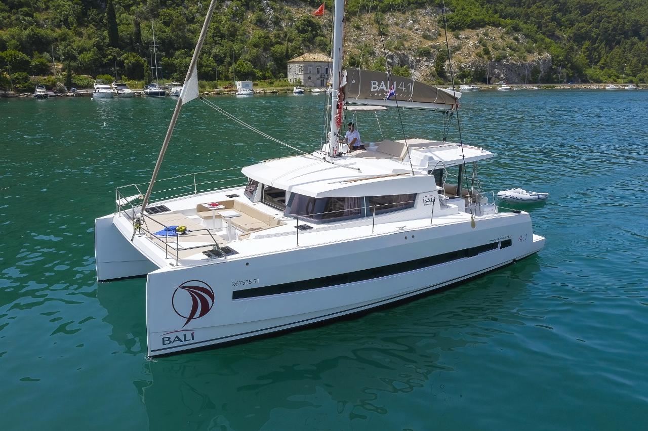Charter Bali 4.1 - 4 cab. "Avaler" in Dubrovnik | Nautilus - Slika 3