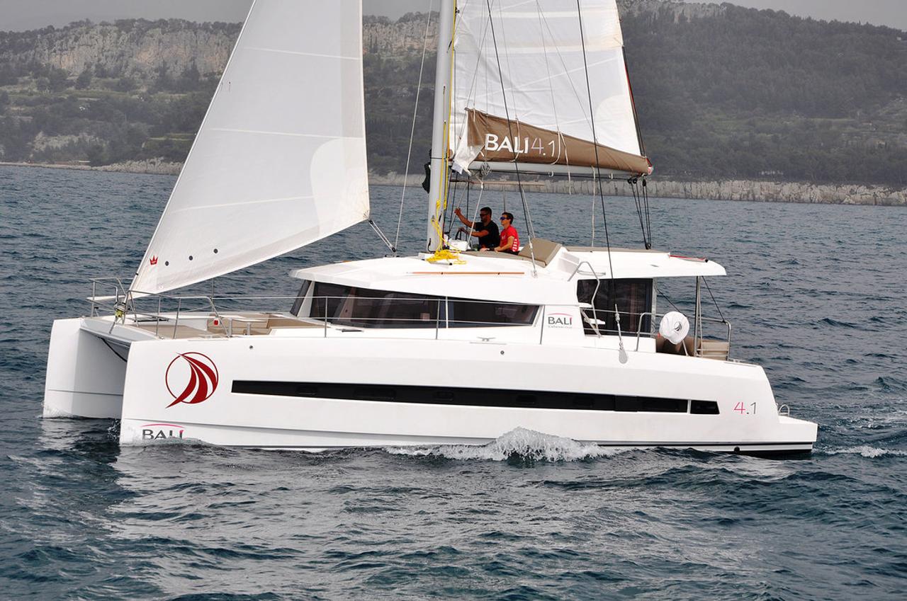Charter Bali 4.1 - 4 cab. "Kanalu" in Kaštela | Nautilus - Slika 3