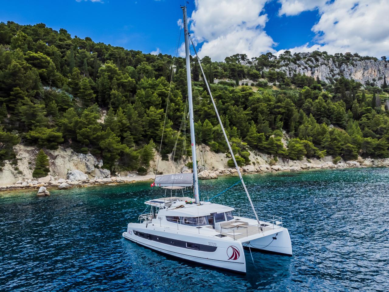 Charter Bali 4.2 - 4 + 1 cab. "Au Soleil" in Kaštela | Nautilus - Slika 3