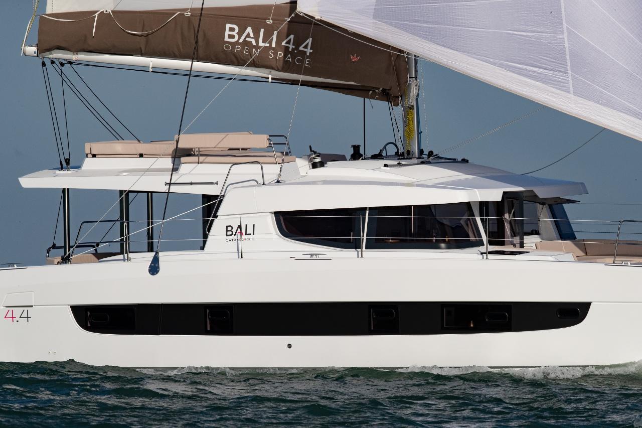 Charter Bali 4.4 - 4 + 1 cab. "Eileen" in Dubrovnik | Nautilus - Slika 4