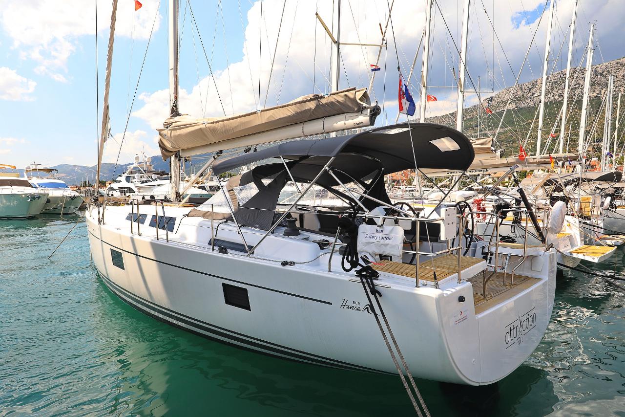 Charter Hanse 508 - 5 + 1 cab. "Attraction" in Seget Donji | Nautilus - Slika 3