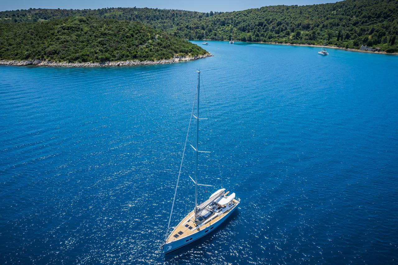 Charter Hanse 588 - 3 + 1 cab. "Oceanelle" in Seget Donji | Nautilus - Slika 4